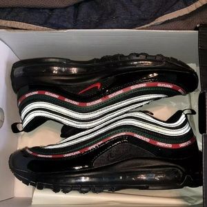 Air max 97 undefeated exclusive shoes.